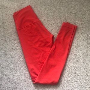 Lululemon Wunder Under high rise leggings